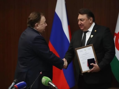 Указом Главы Ингушетии Председателю Правительства Владимиру Сластенину присвоено почётное звание «Заслуженный экономист Республики Ингушетия»