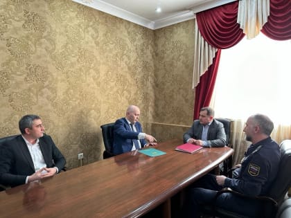 Магомед Куштов провел рабочую встречу с представителями УФССП