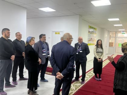 Партдесант «Единой России» в Назрани проверил ход строительства детского сада на 200 мест по улице Интернациональная в рамках реализации Народной программы партии