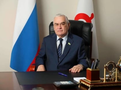 Единороссы Ингушетии поздравили спикера парламента республики с днем рождения