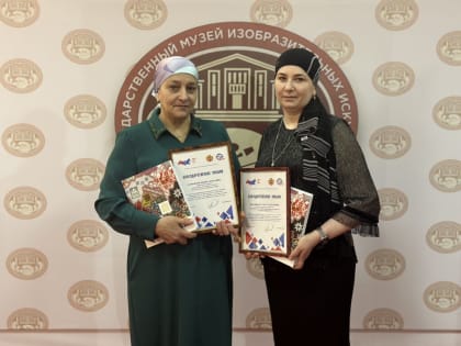 Ингушский солярный знак украсил вышитую карту России