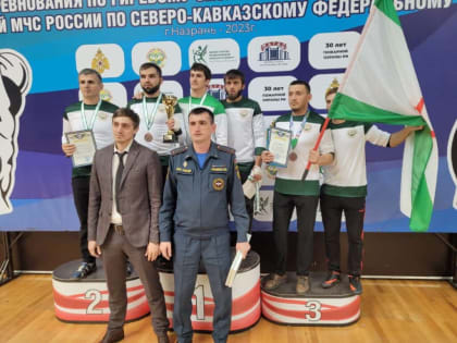 Сунженские силачи стали призерами соревнований по гиревому спорту