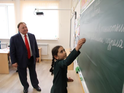 Глава Ингушетии открыл новую школу на 720 мест в Назрани