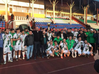 Глава Ингушетии поздравил футбольный клуб «Ангушт» с 30-летним юбилеем