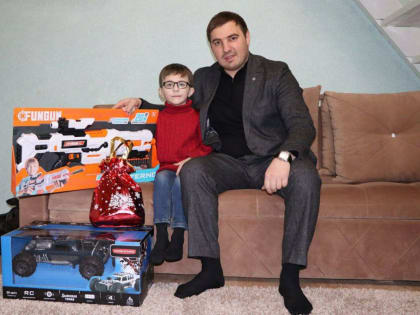 Депутат НС РИ Беслан Горчханов исполнил желание Абдуллаха из с.п. Плиево в рамках акции «Елка желаний