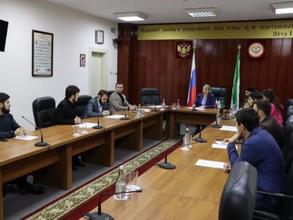 В парламенте Ингушетии обсудили вопросы обеспечения безопасности и развития детей в информпространстве