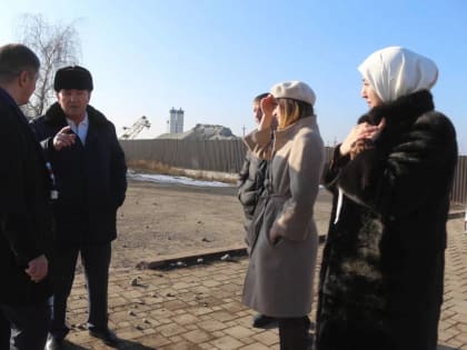 «Партийный десант» проверил реконструкцию дороги в Магасе