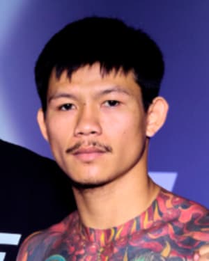 ทับทิมทอง อิงฟ้าโฮเทลอุบล