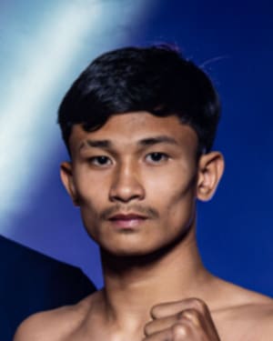 เด่นสยาม เหลี่ยมธนวัฒน์
