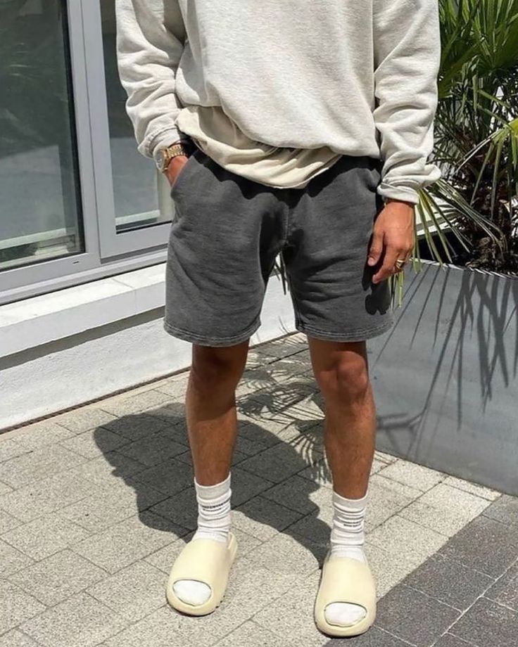 YEEZY SLIDE BONE