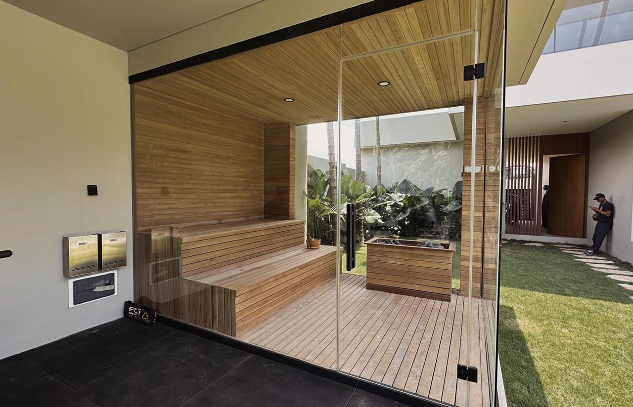 Bali wellness case 11