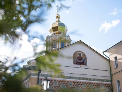 В Покровском храме Академии прошли богослужения Вторника Страстной седмицы Великого поста