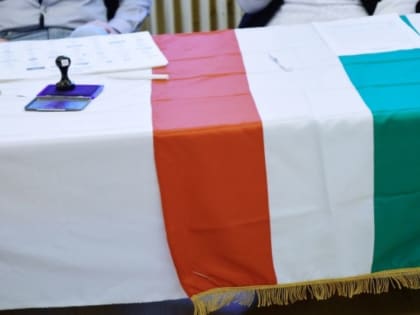 В Венгрии считают, что ЕС и НАТО участвуют в конфликте на Украине, продолжая вооружать Киев