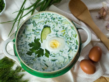 Диетолог Круглова назвала продукты, которые делают окрошку вредной