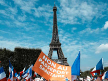 Профсоюзы пообещали "остановить Францию" 7 марта