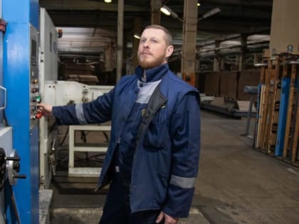 Шестнадцать лет работает Виталий Стерликов на АО «Гофрон» в Кашире