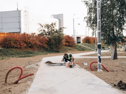 Подходит к завершению первый этап благоустройства сквера вдоль Пролетарского проспекта
