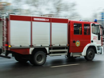 В Большом порту Санкт-Петербурга загорелся ледокол «Ермак»