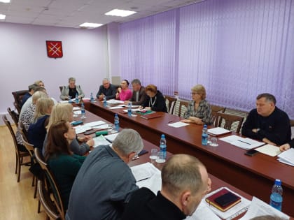 Заместитель председателя КСП сообщила депутатам о результатах проверки Нестеровского лицея