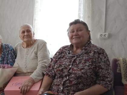 В Воскресенске поздравили труженицу тыла