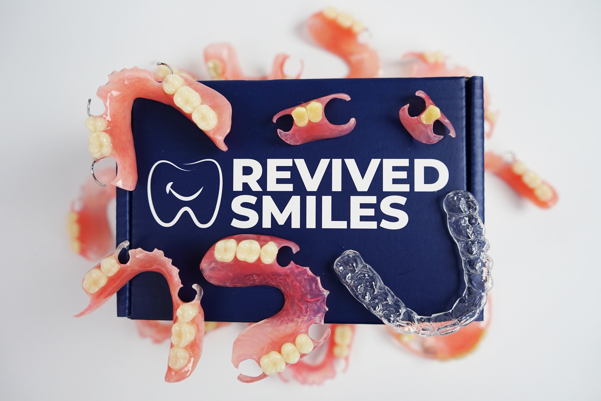 Smile Confidently | Revived Smiles Whitening Deals & Codes