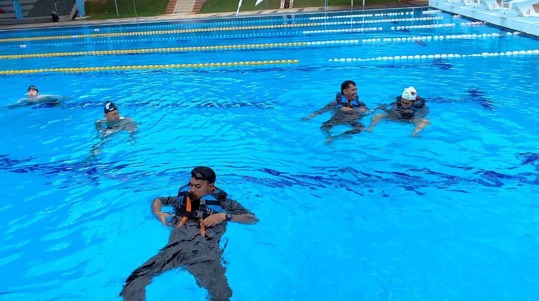 SWIMMING SURVIVAL (PERSATUAN KELEMASAN KUALA LUMPUR)