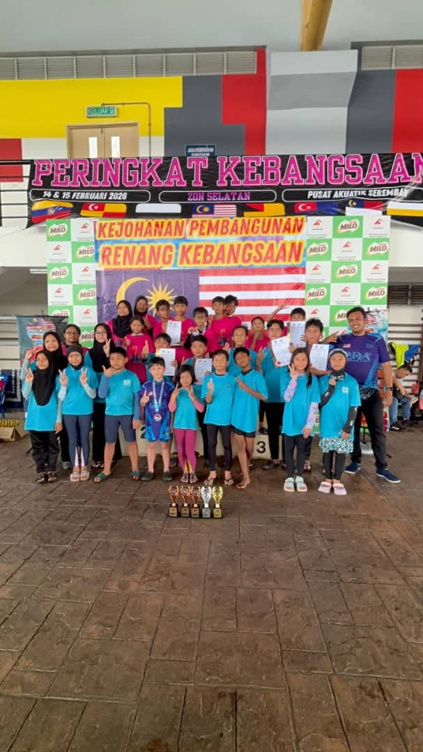 COMPETITIVE SWIMMERS