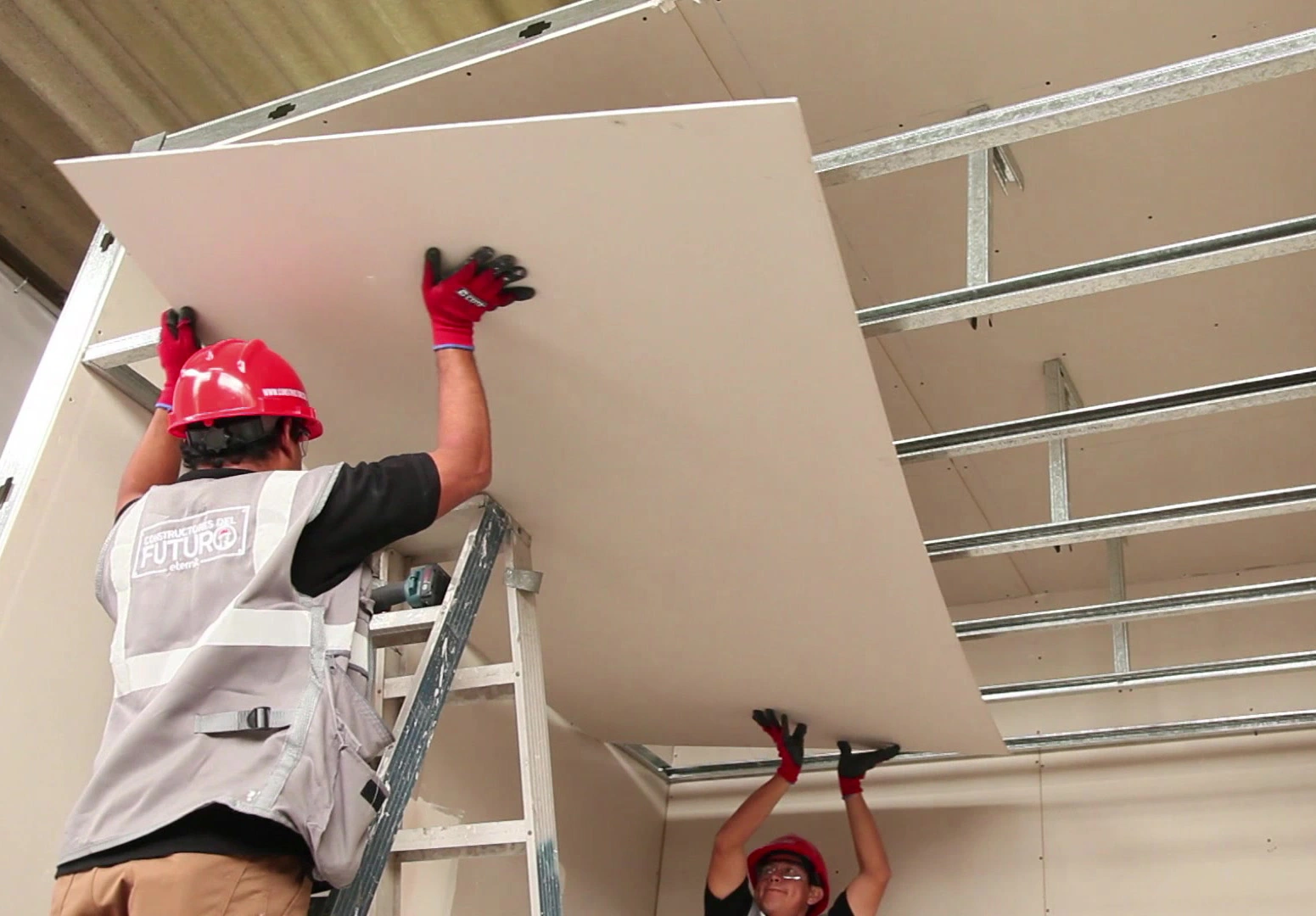 RM INFRAESTRUCTURA Tabiquería en drywall y cielo raso, Remodelación de instalaciones