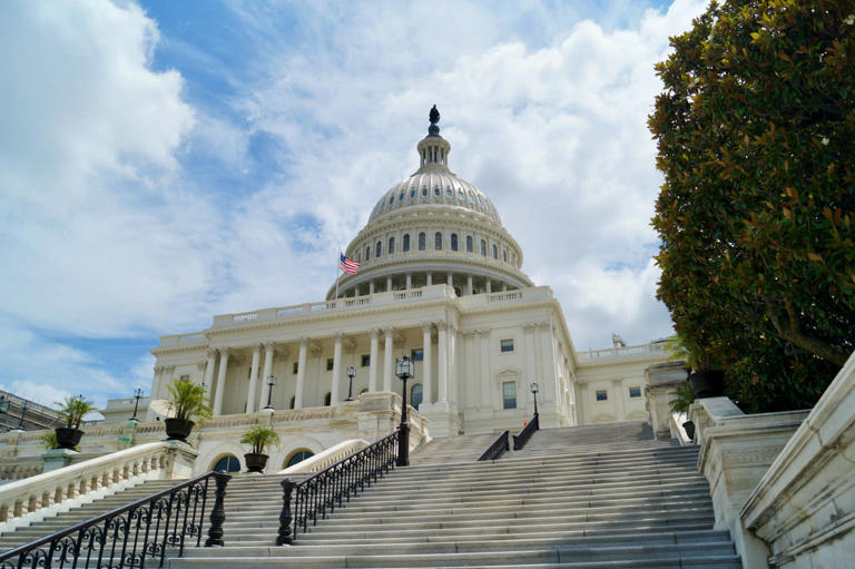 The Clarity Act Advances After Contentious Congressional Debate