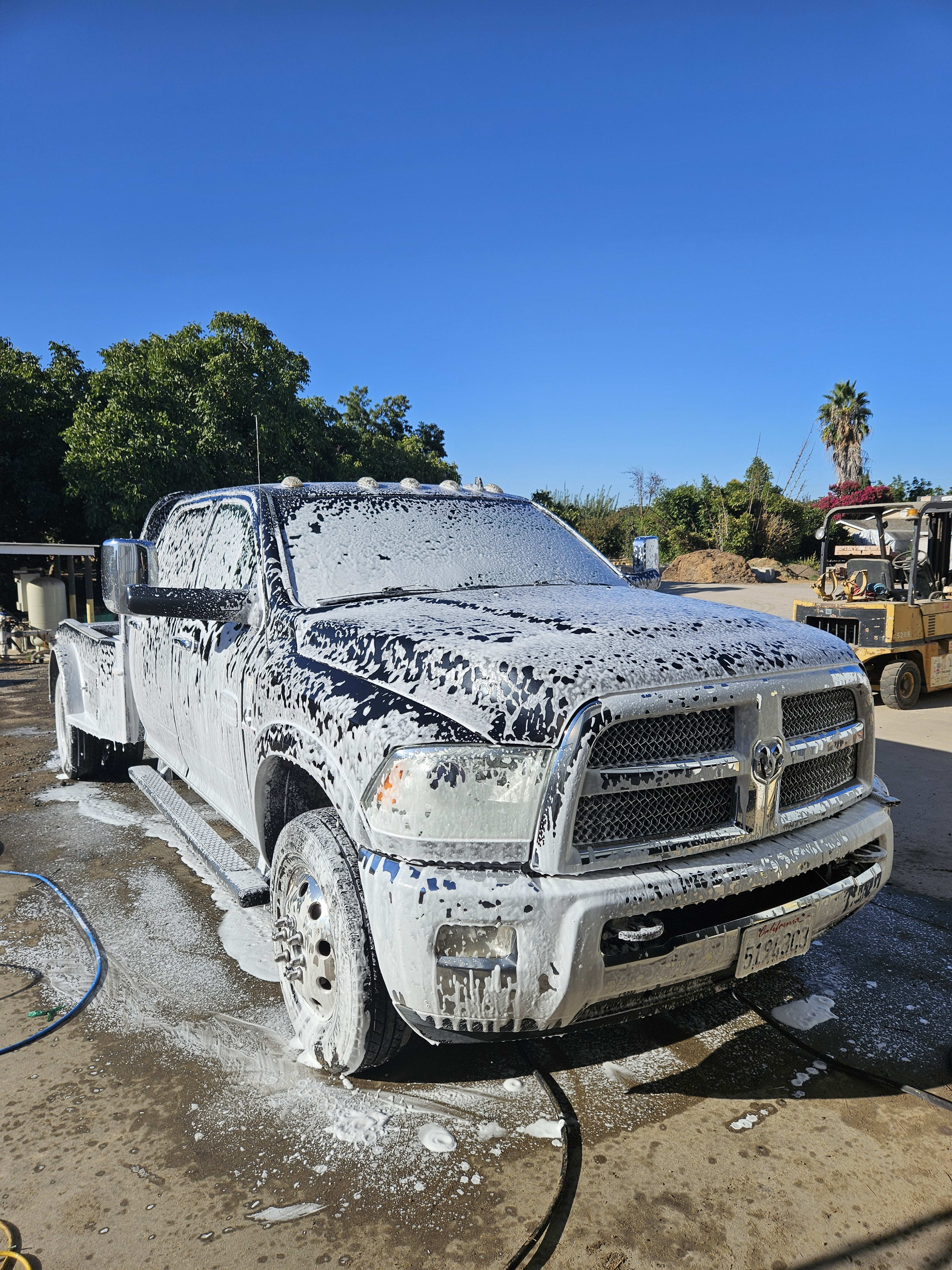 Hand & Maintenance Wash at Vanish in Riverbank