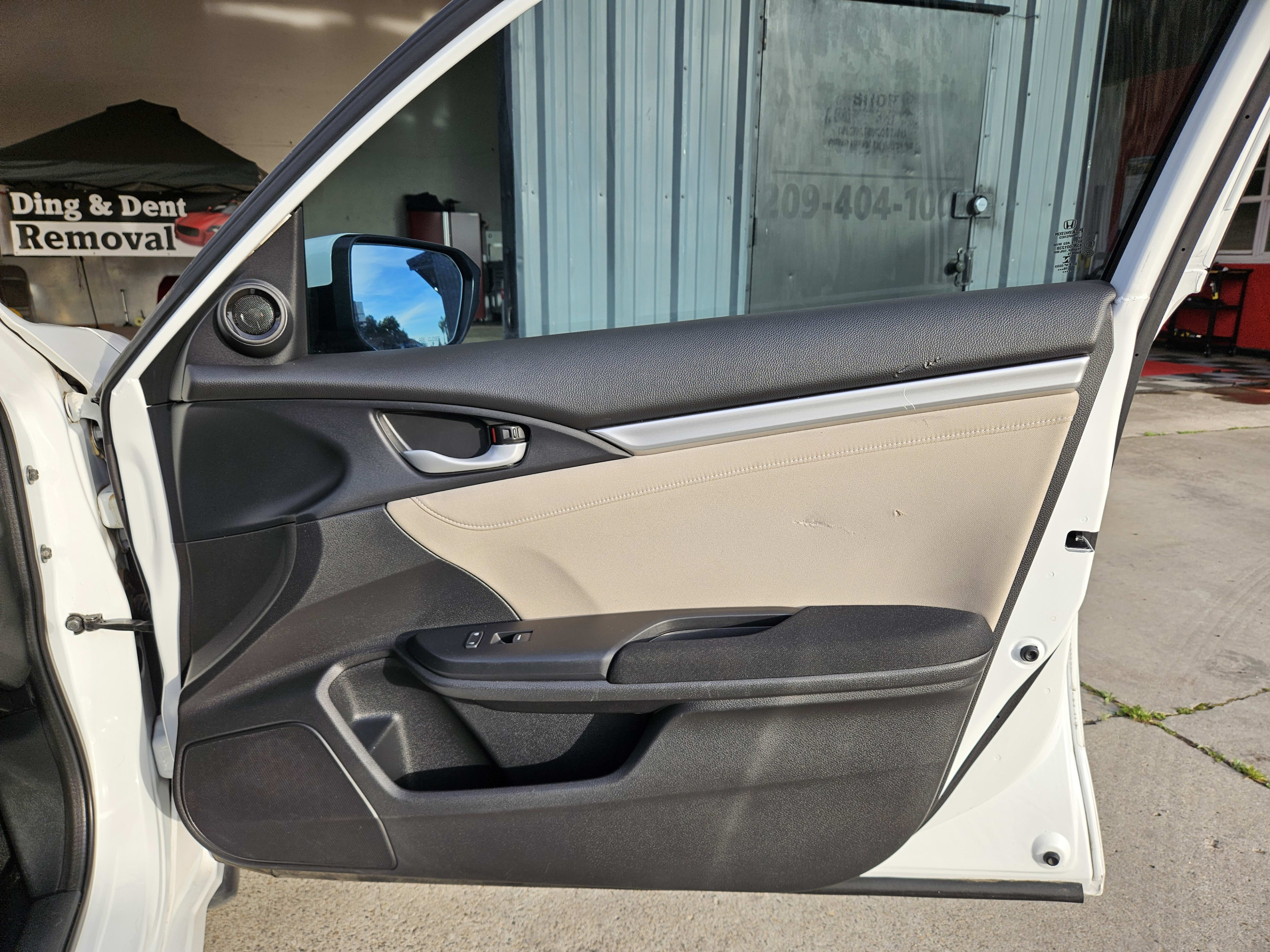 Windshield Chip Repair at Vanish in Riverbank