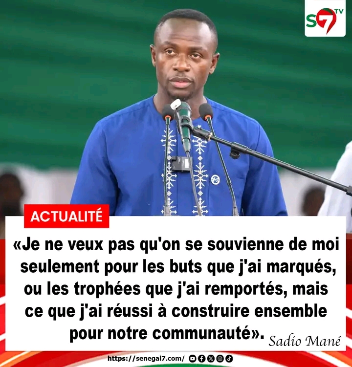 Sadio Mané lors de la pose de la première pierre de SM10 ...
