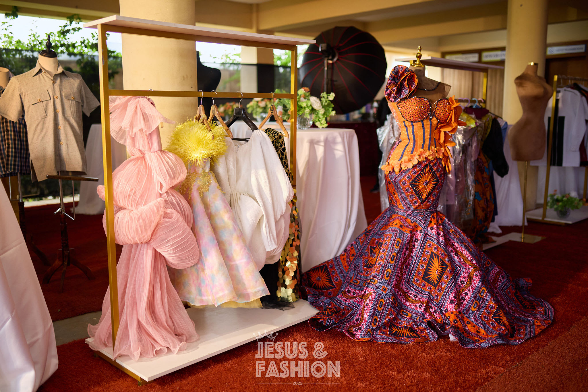Jesus & Fashion gallery image 7