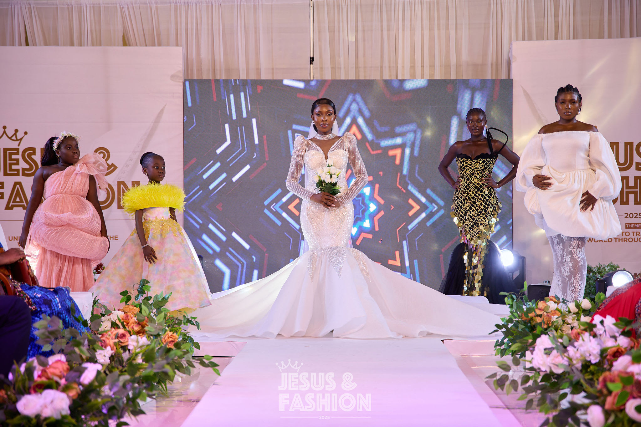 Jesus & Fashion gallery image 4