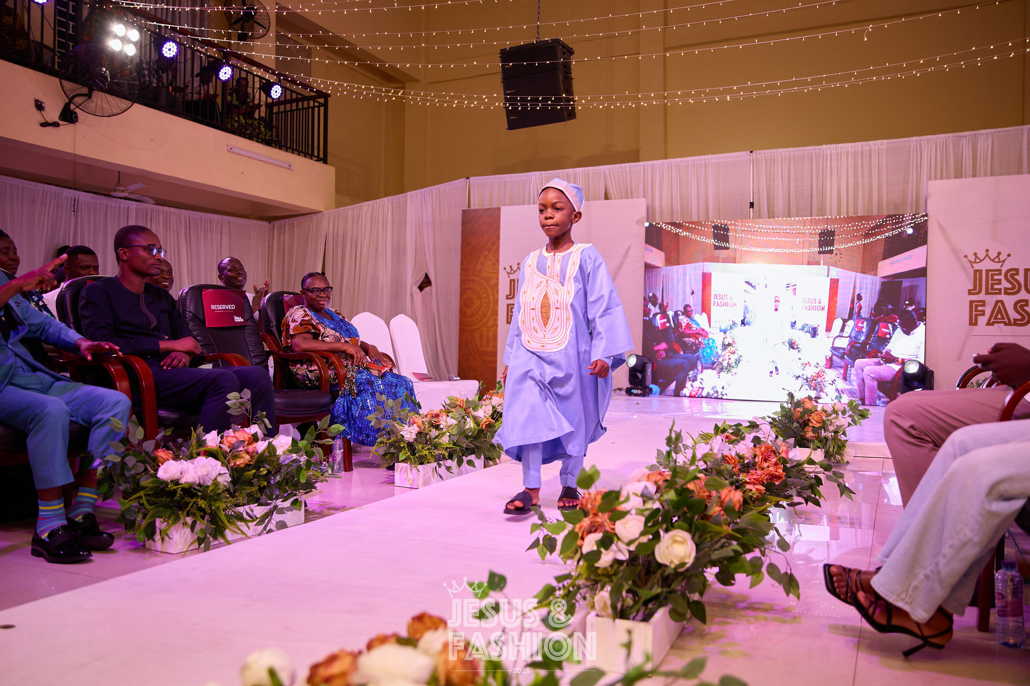 Jesus & Fashion gallery image 1
