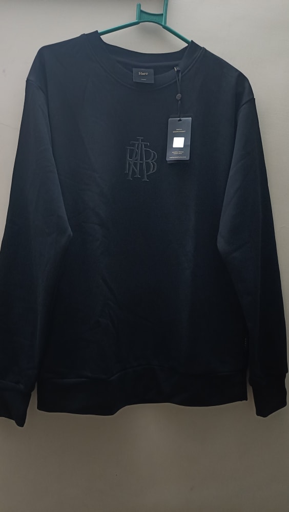 Brand-new rarerabbit pure black sweatshirt with tag.