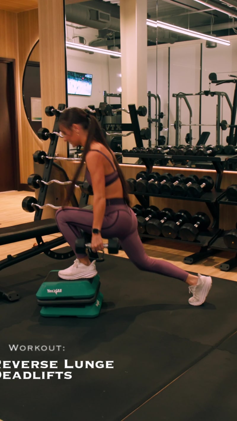 Reverse Lunge Deadlifts: A How-To Guide