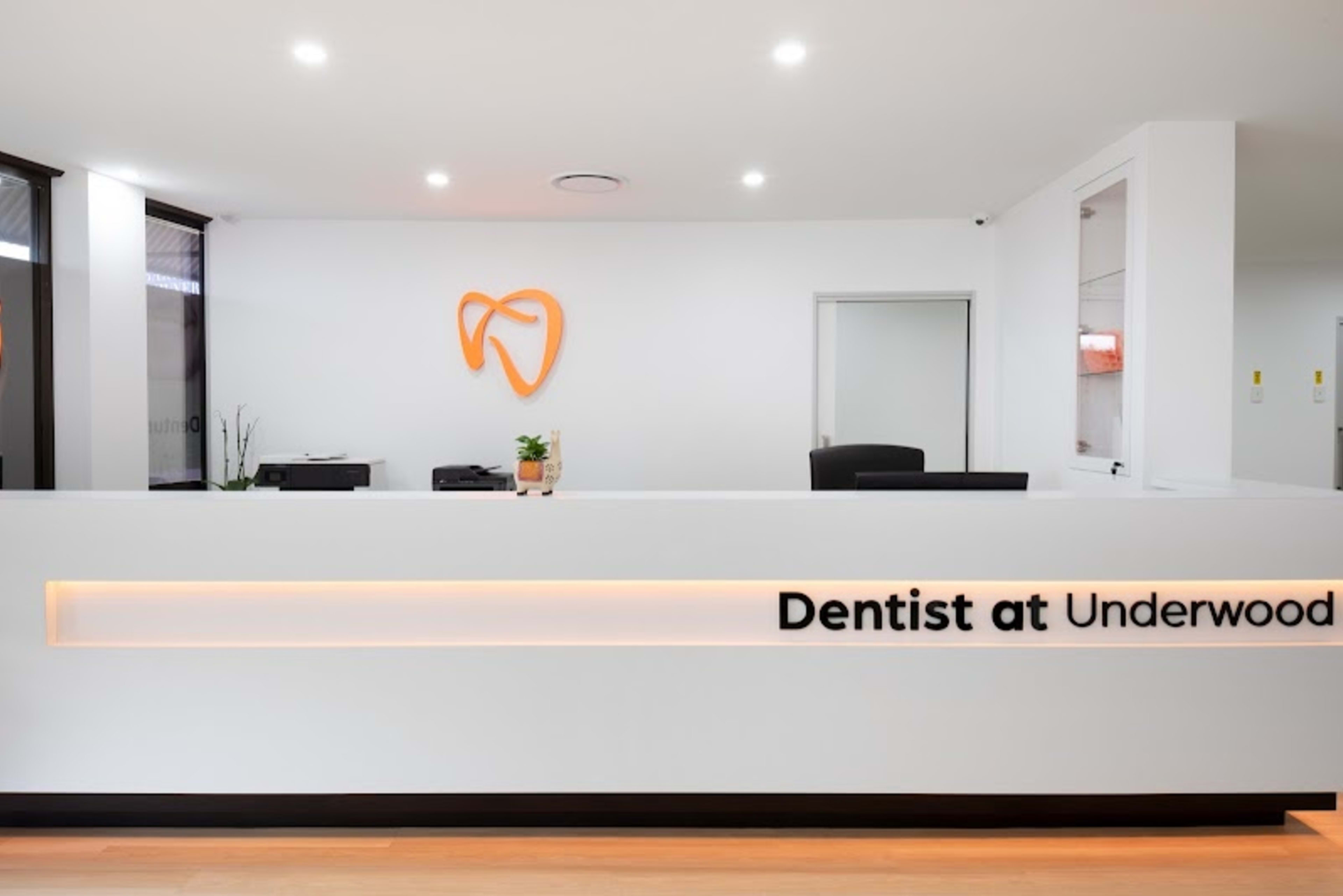 listing card gallery