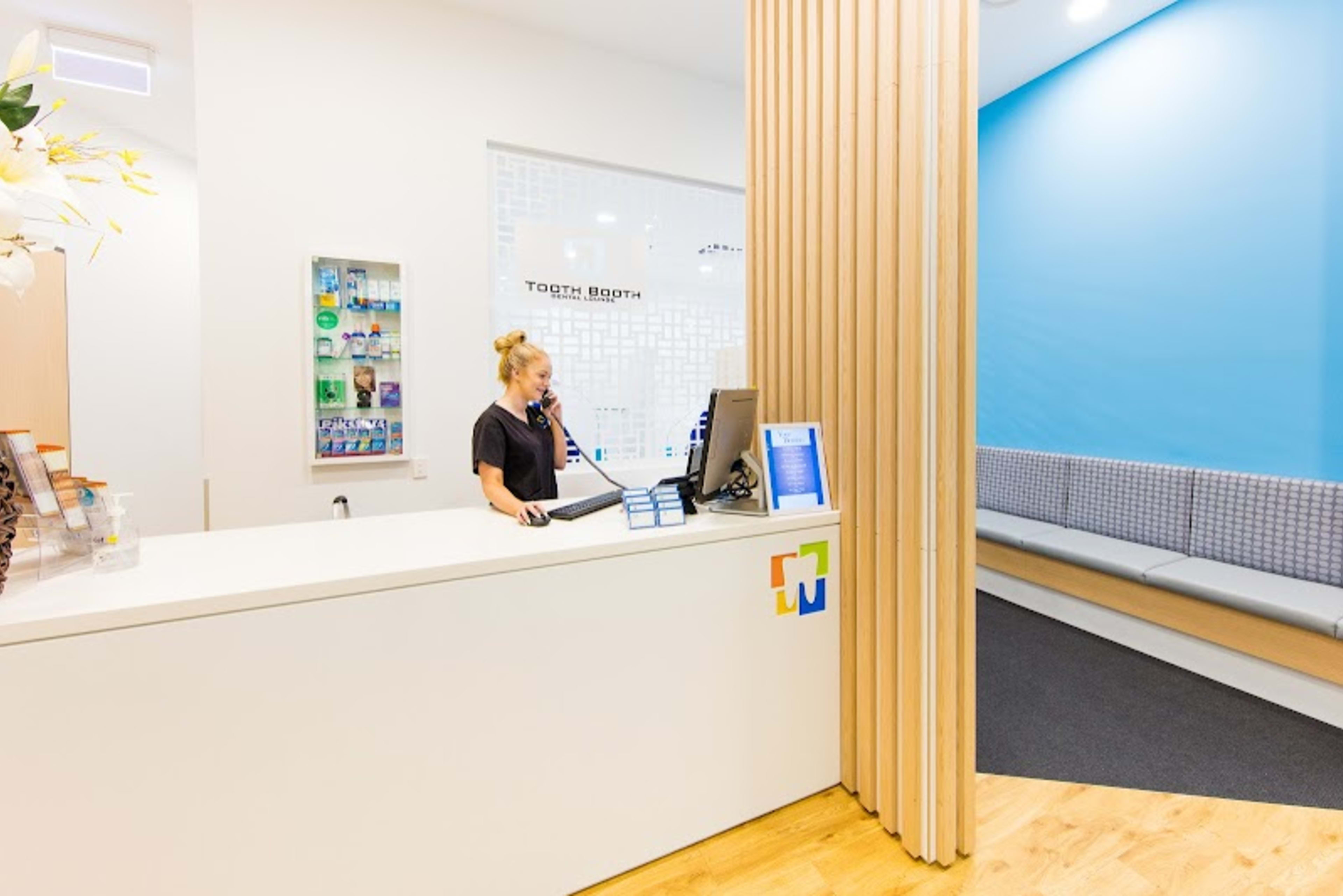 listing card gallery