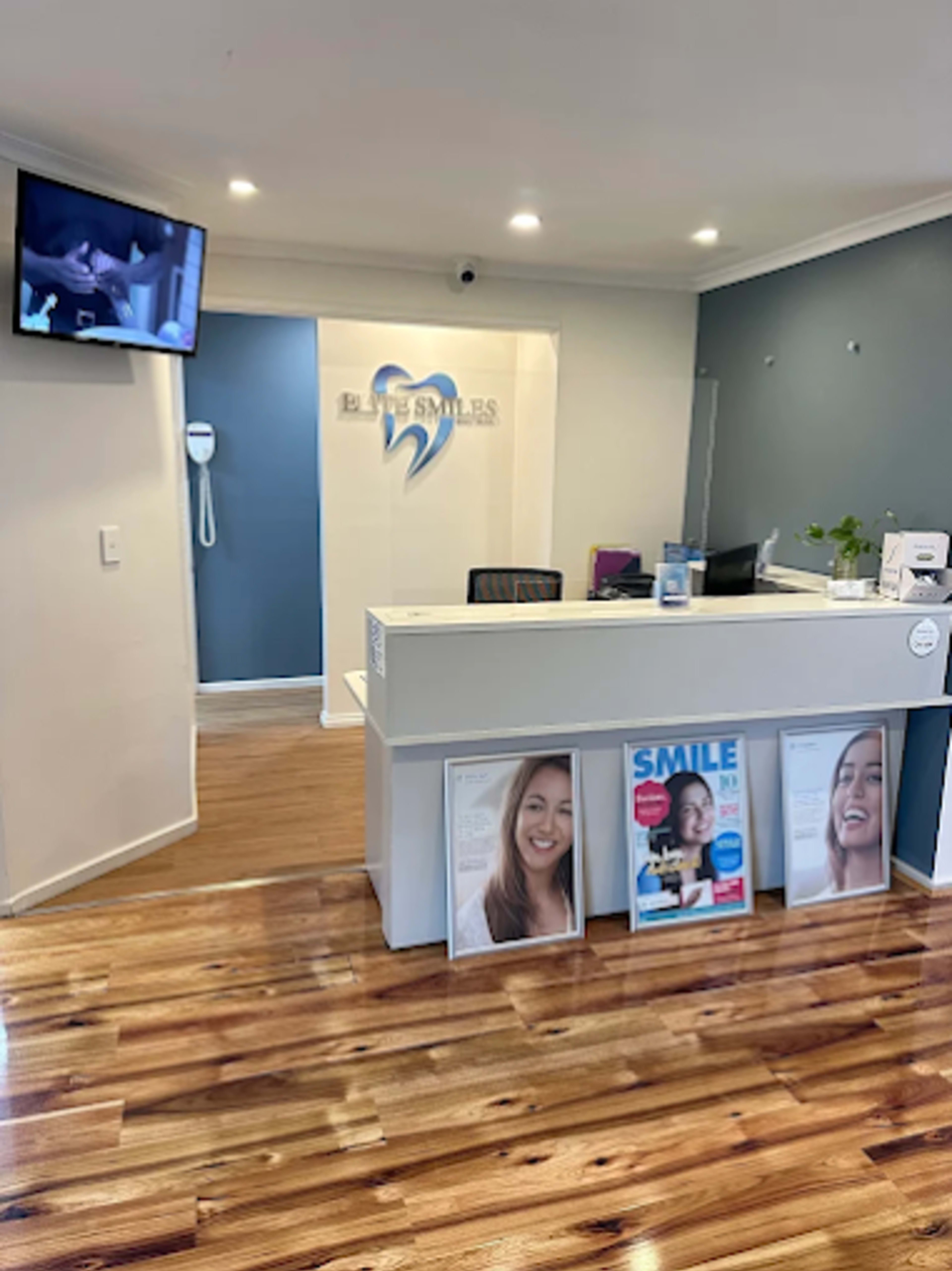 listing card gallery