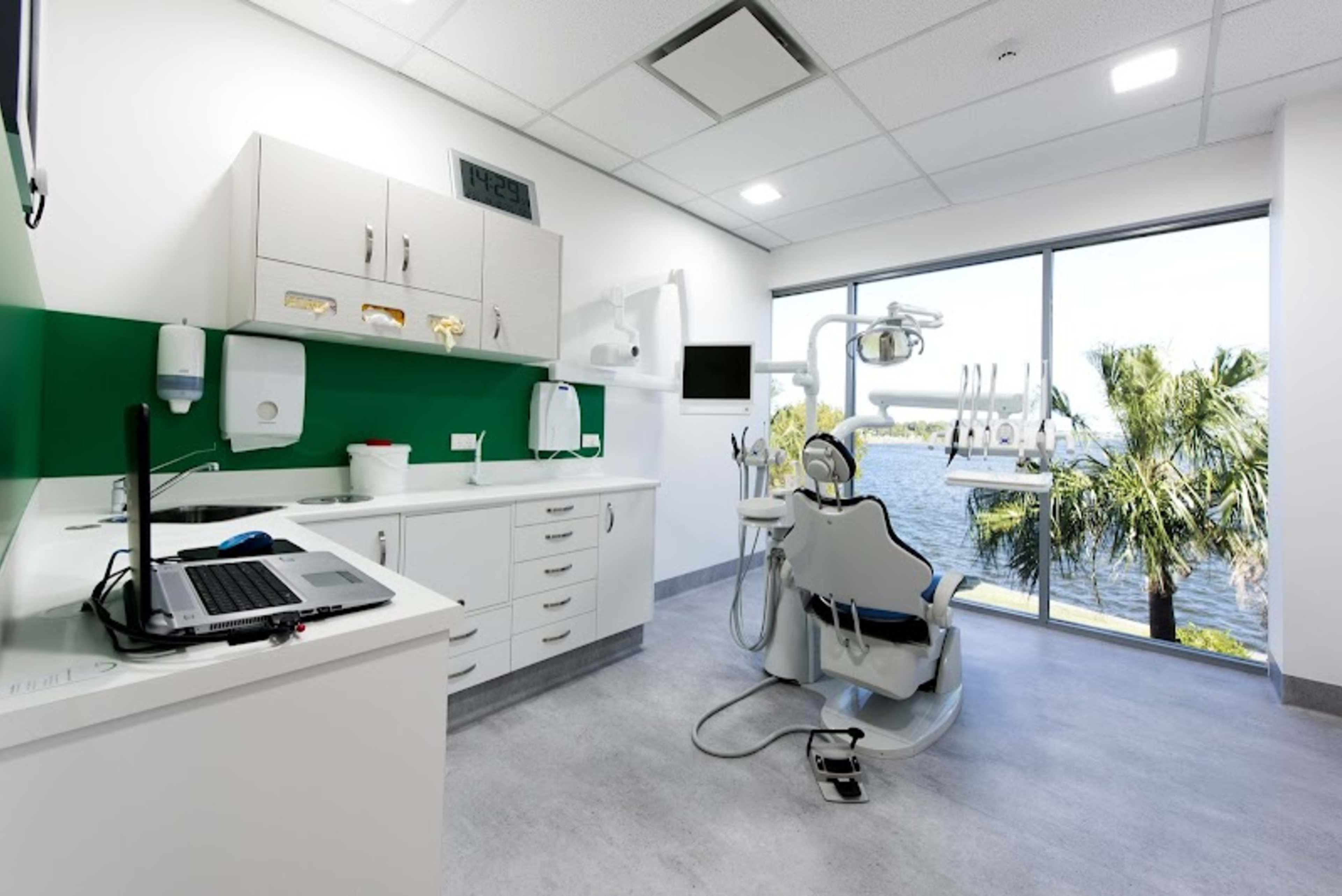 listing card gallery