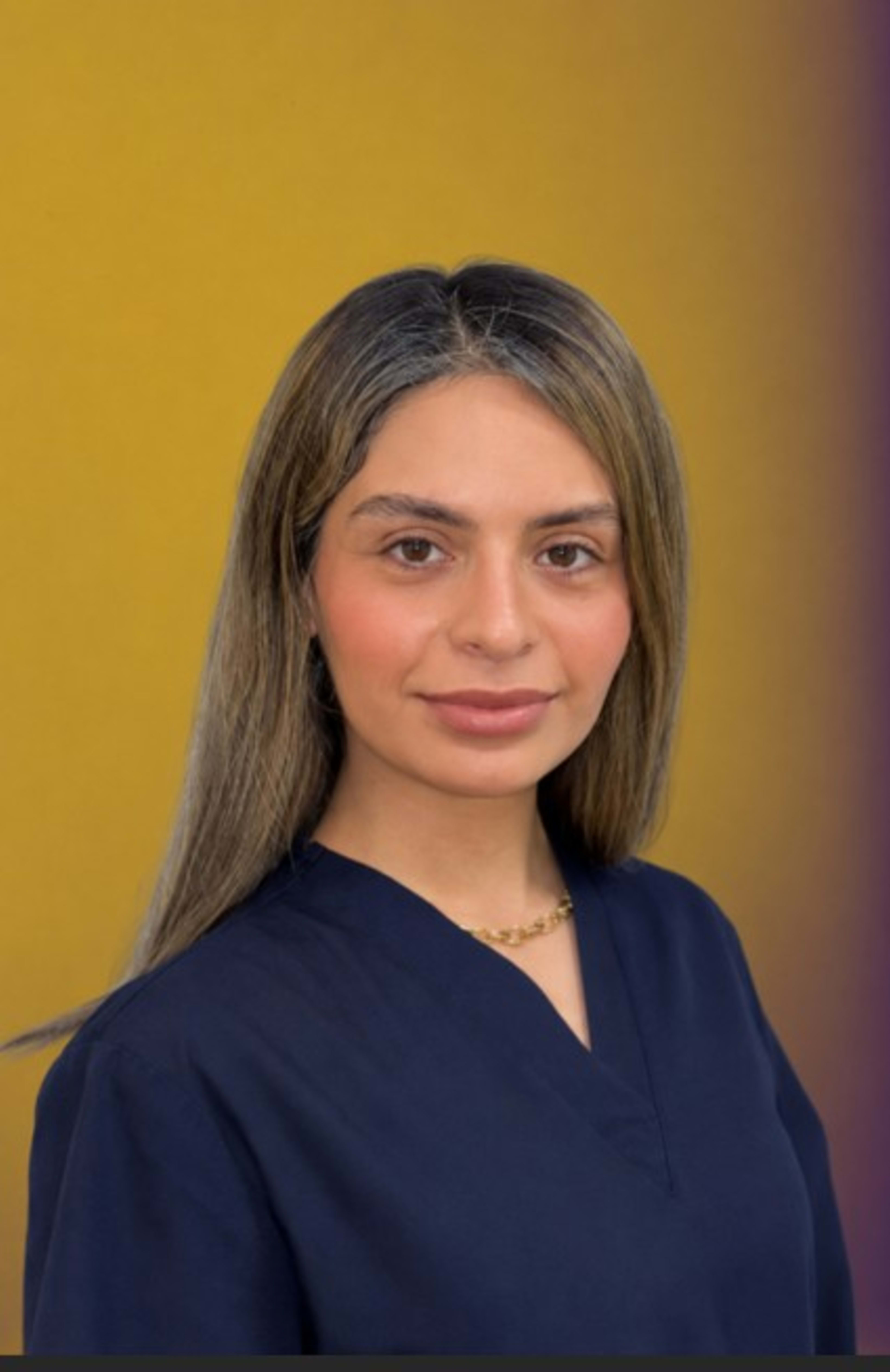 Dr Aida Varnaseri
