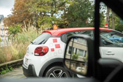 Vers une mobilité plus durable grâce aux véhicules partagés : opportunités et défis