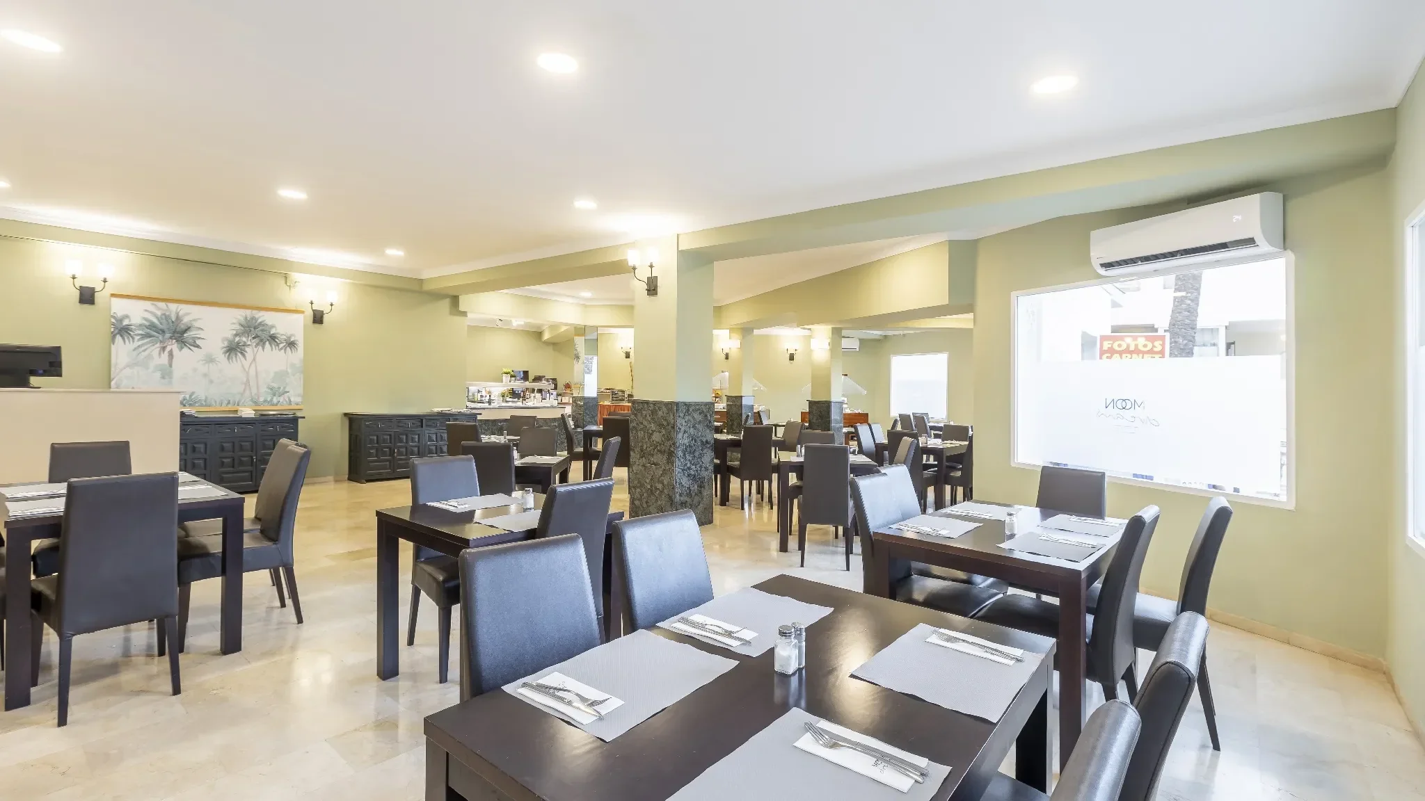 Salón restaurante del hotel