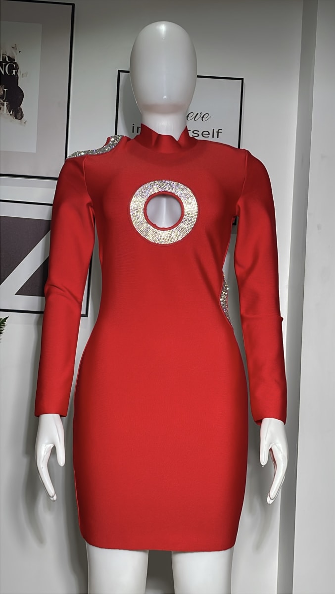 GOWN WITH ROUND STONED DESIGN
