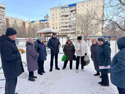 Депутаты объединяют жителей многоквартирных домов в решении вопросов благоустройства