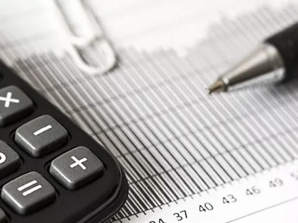 Эксперты: ставки по вкладам на уровне 20% продержатся еще 3-4 месяца