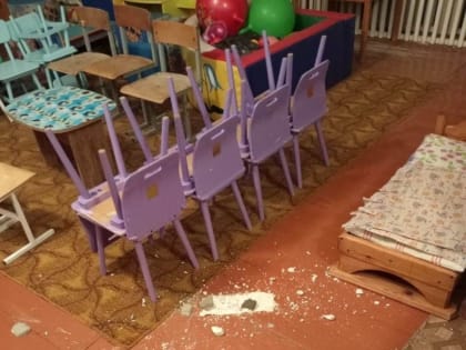 Родители достучались: в Косихе восстановят снесенную кровлю детсада 
