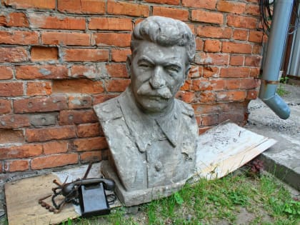 Часы, кресты, монеты: какие клады находили в Бийске