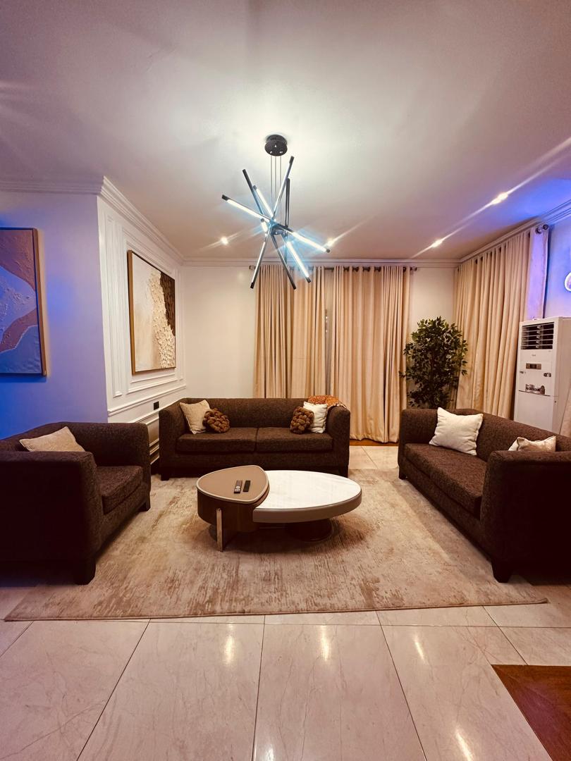 MAXHOME APARTMENT